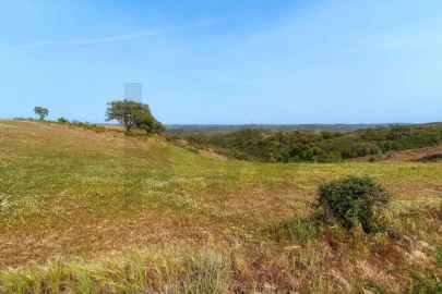 Moradia T2 para Venda em Santa Cruz