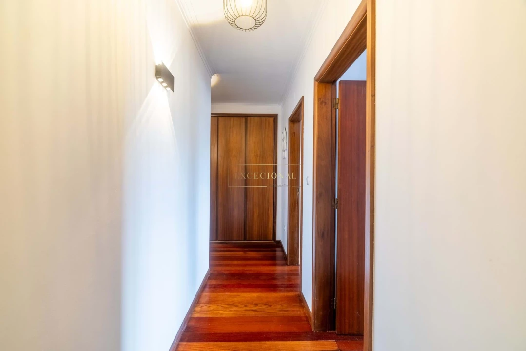 Apartamento T3 para Venda em Castêlo da Maia Foto 10