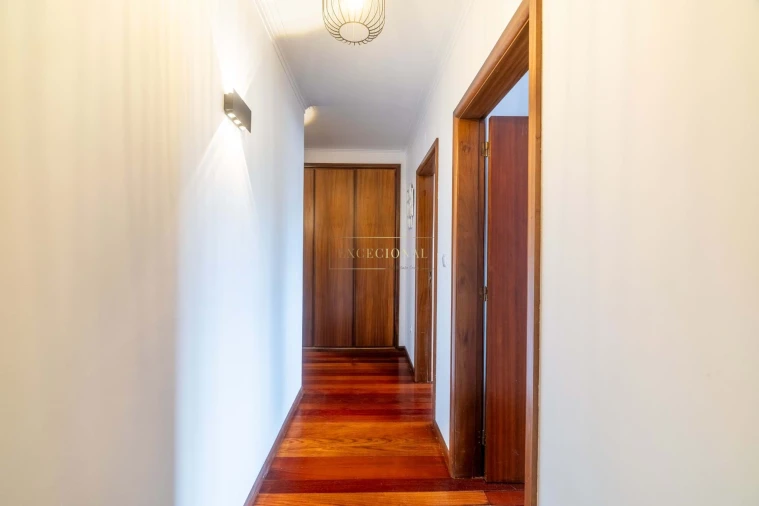 Apartamento T3 para Venda em Castêlo da Maia Foto 10