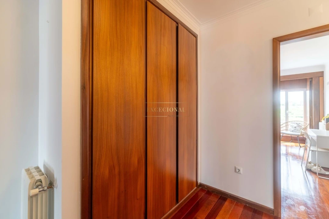 Apartamento T3 para Venda em Castêlo da Maia Foto 11