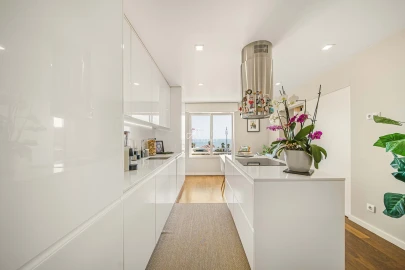 Apartamento T2 para Venda em Carcavelos e Parede