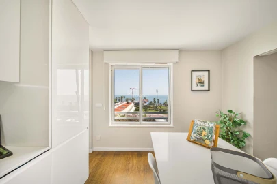 Apartamento T2 para Venda em Carcavelos e Parede