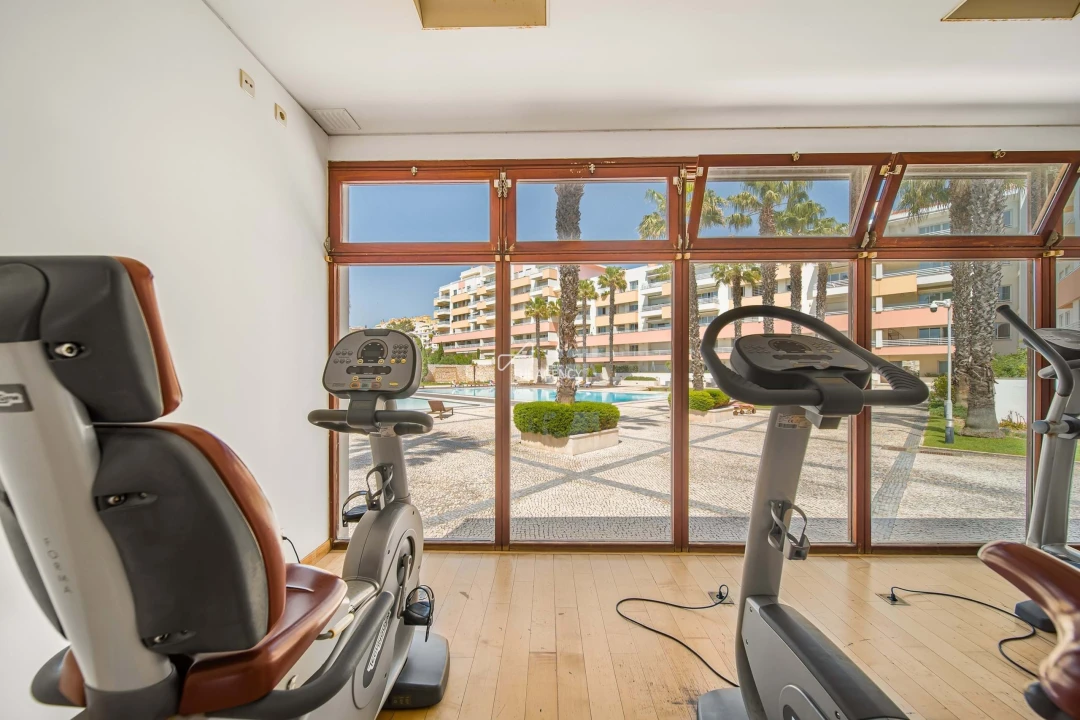 Apartamento T2 para Venda em Carcavelos e Parede Foto 26