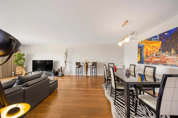 Apartamento T2 para Venda em Carcavelos e Parede Foto 7