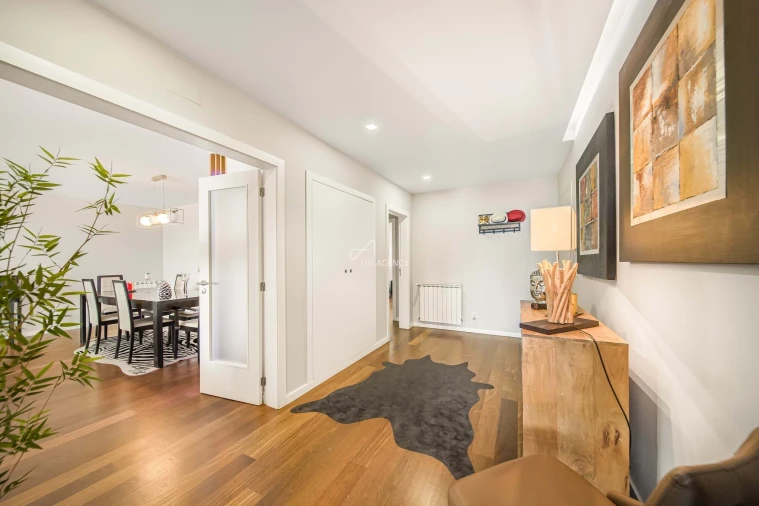 Apartamento T2 para Venda em Carcavelos e Parede Foto 9