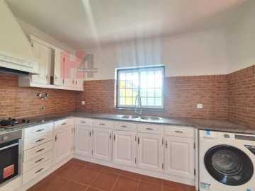 Moradia T3 para Venda em Glória do Ribatejo e Granho