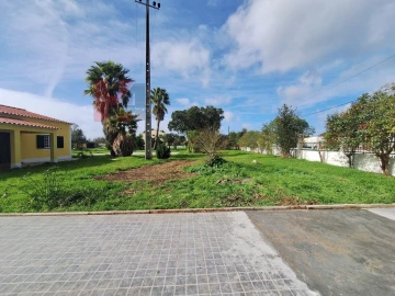 Moradia T3 para Venda em Glória do Ribatejo e Granho