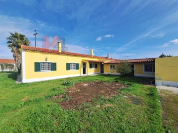 Moradia T3 para Venda em Glória do Ribatejo e Granho