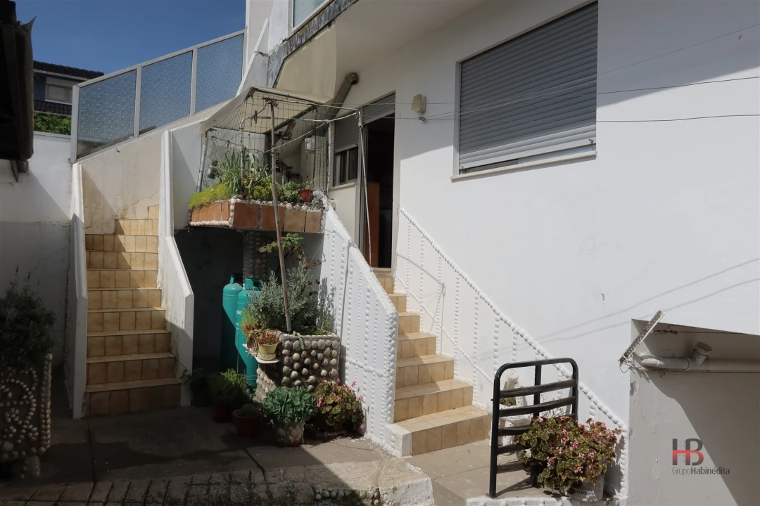 Moradia T3 para Venda em Canelas Foto 5