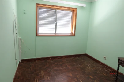 Moradia T3 para Venda em Canelas