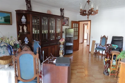 Moradia T3 para Venda em Canelas