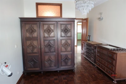 Moradia T3 para Venda em Canelas