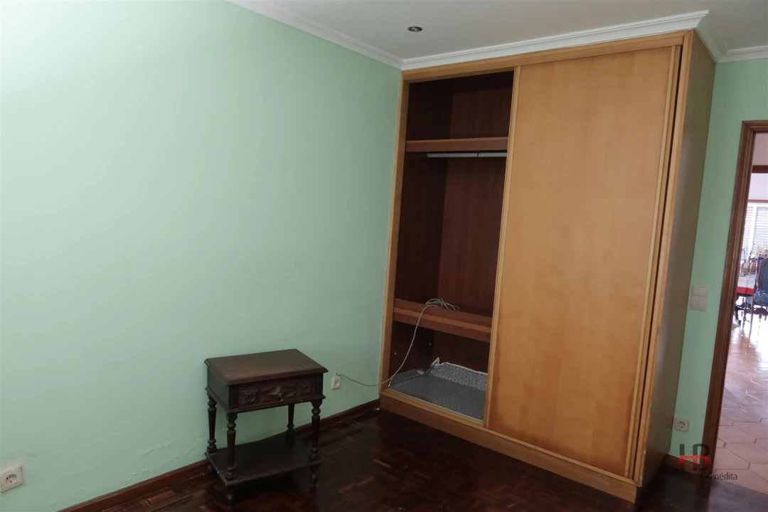Moradia T3 para Venda em Canelas Foto 13