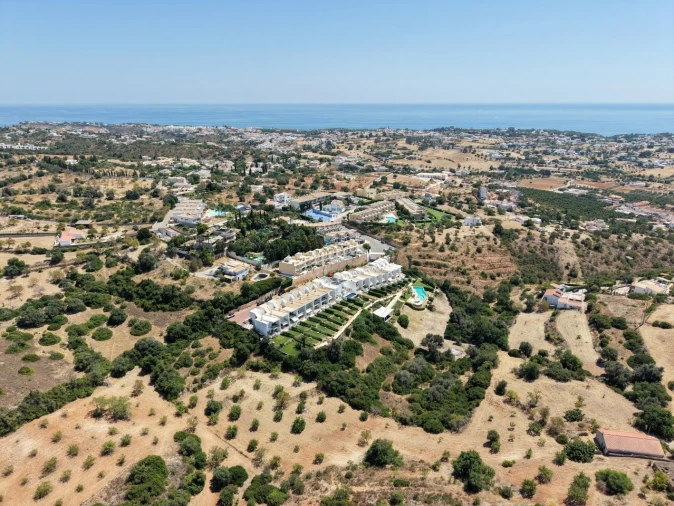 Moradia T3 para Venda em Albufeira e Olhos de Água Foto 3