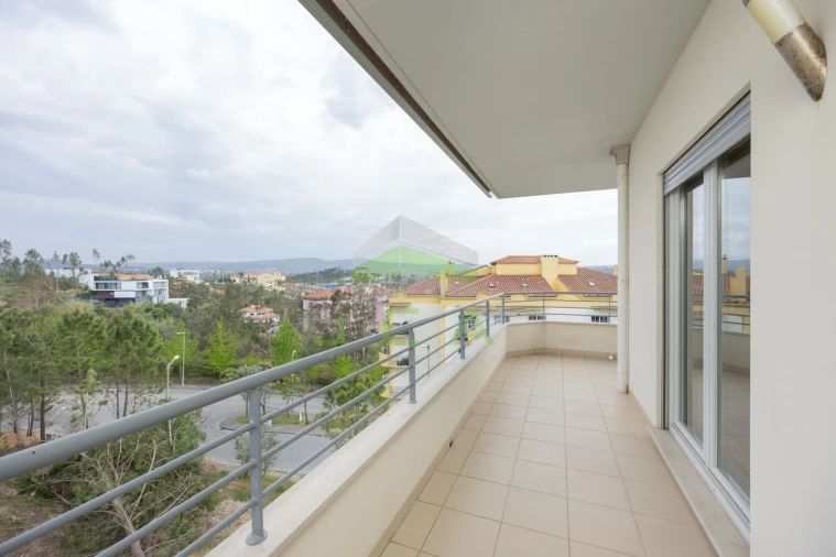 Apartamento T3 para Venda em Leiria, Pousos, Barreira e Cortes Foto 10