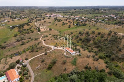 Moradia T5 para Venda em Pavia
