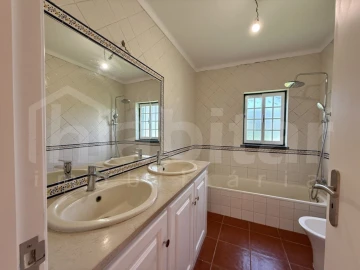 Moradia T3 para Venda em Glória do Ribatejo e Granho