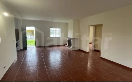 Moradia T3 para Venda em Glória do Ribatejo e Granho