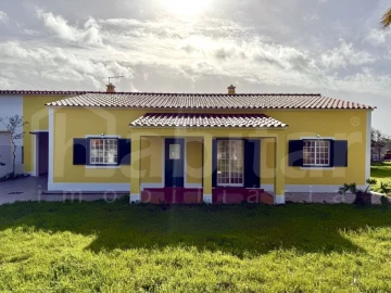 Moradia T3 para Venda em Glória do Ribatejo e Granho