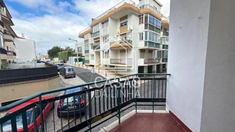 Apartamento T1 para Arrendamento em Carcavelos e Parede