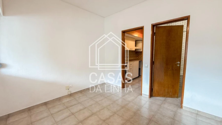 Apartamento T1 para Arrendamento em Carcavelos e Parede Foto 2