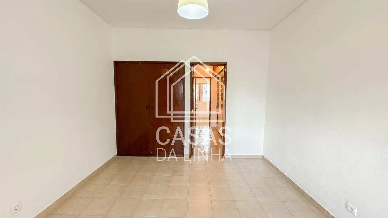 Apartamento T1 para Arrendamento em Carcavelos e Parede Foto 4