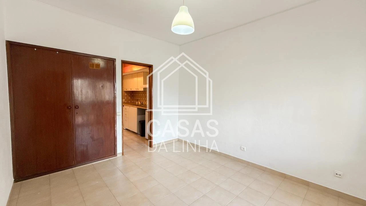 Apartamento T1 para Arrendamento em Carcavelos e Parede Foto 14
