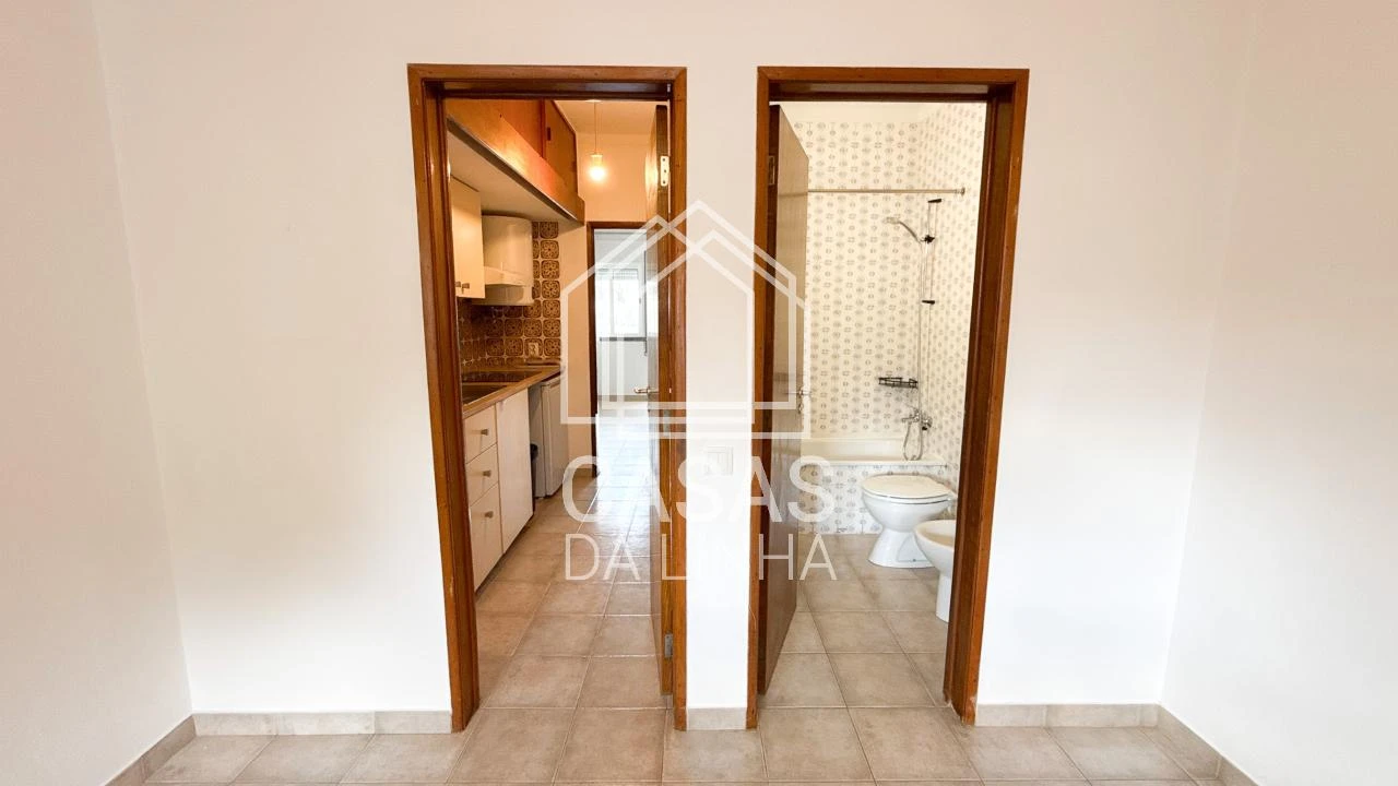 Apartamento T1 para Arrendamento em Carcavelos e Parede Foto 12