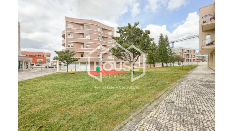 Apartamento T3 para Venda em Aradas