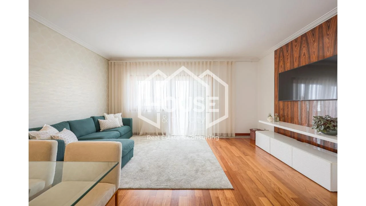 Apartamento T3 para Venda em Aradas Foto 2