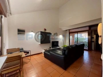 Apartamento T1 para Arrendamento em Quarteira