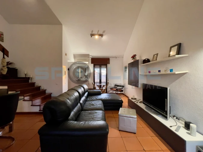 Apartamento T1 para Arrendamento em Quarteira Foto 11