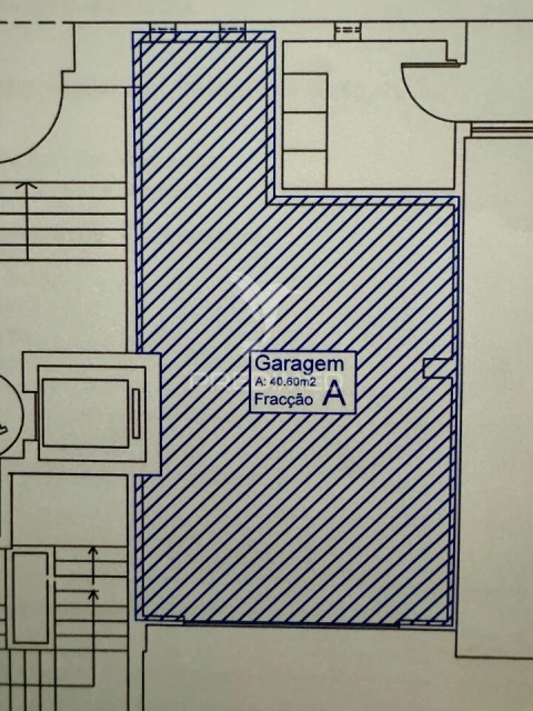 Apartamento T2 para Venda em Santo António dos Cavaleiros e Frielas