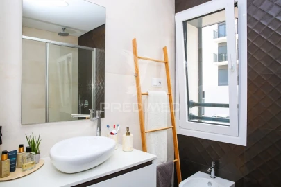 Apartamento T2 para Venda em Santo António dos Cavaleiros e Frielas