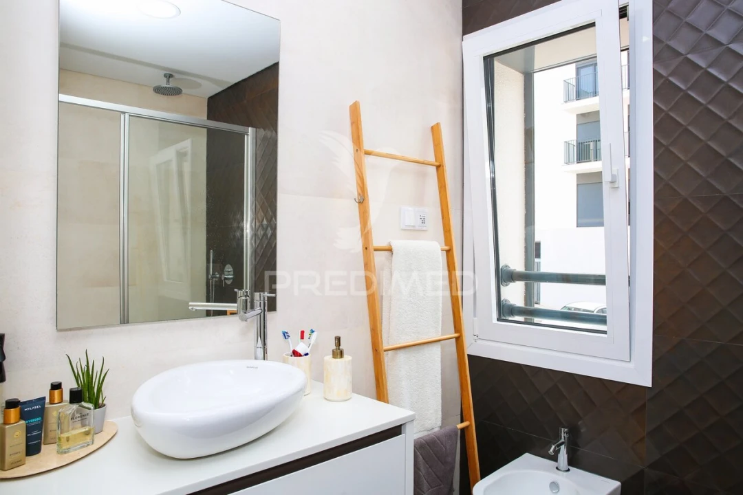 Apartamento T2 para Venda em Santo António dos Cavaleiros e Frielas Foto 20