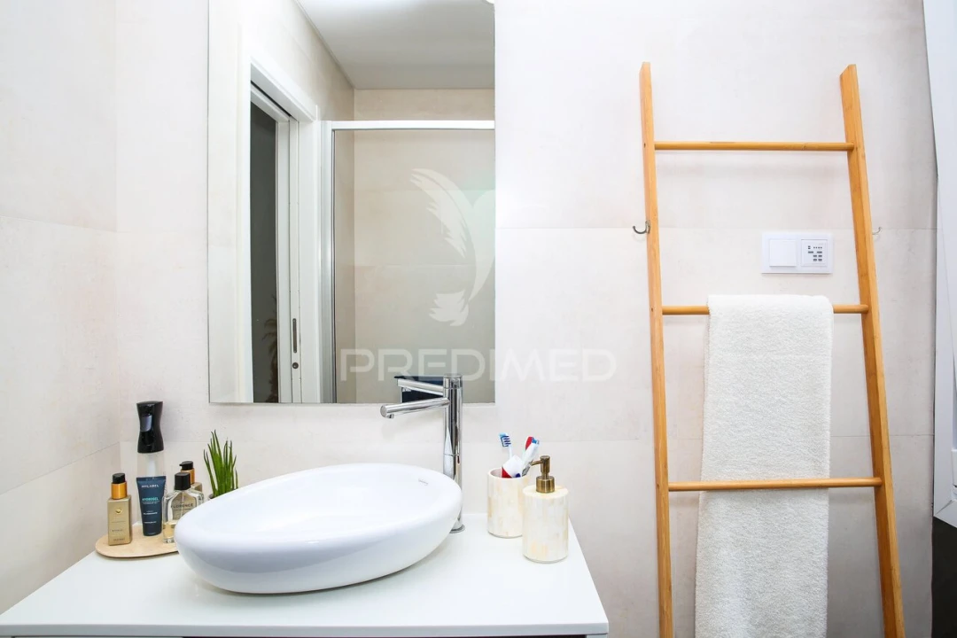 Apartamento T2 para Venda em Santo António dos Cavaleiros e Frielas Foto 19