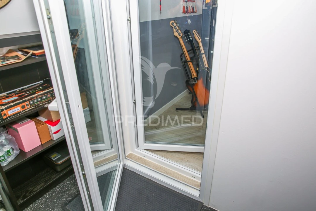 Apartamento T2 para Venda em Santo António dos Cavaleiros e Frielas Foto 30