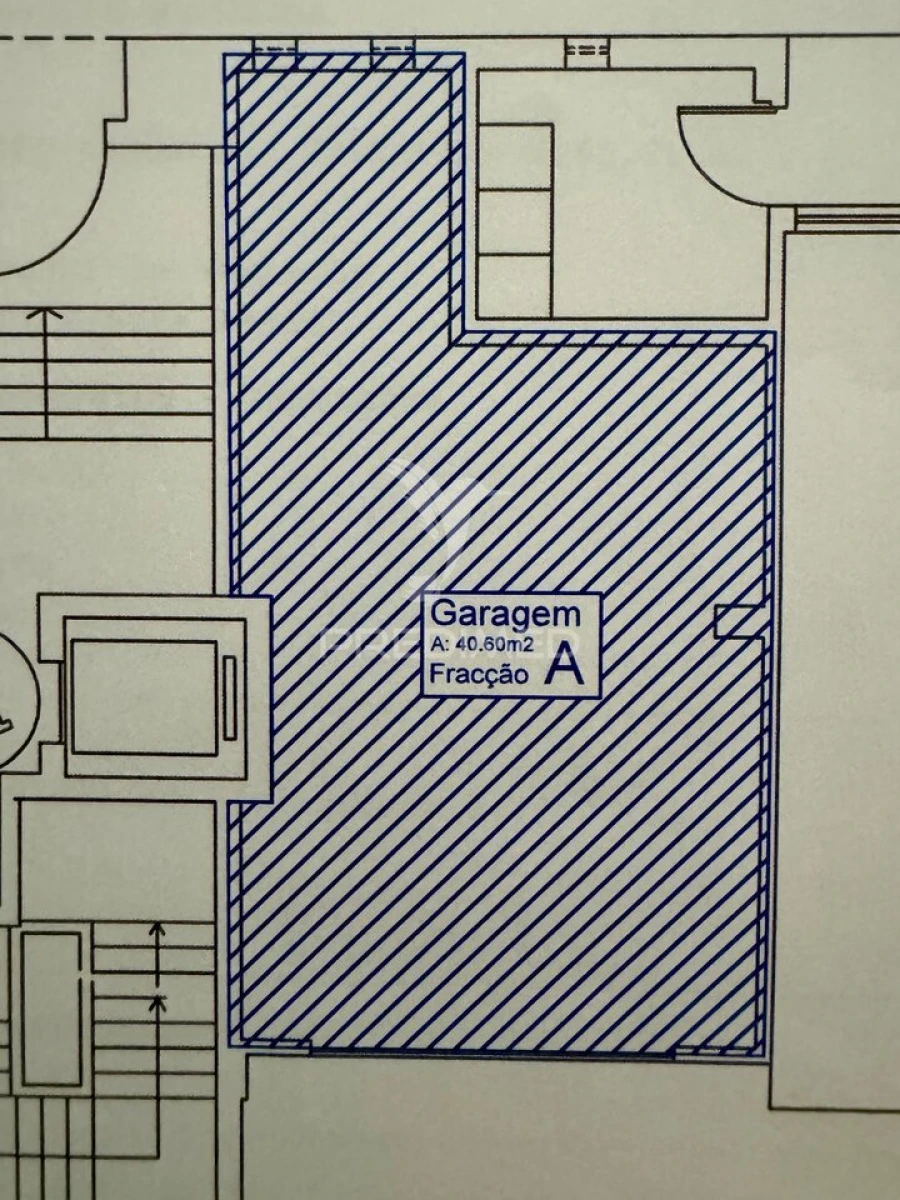 Apartamento T2 para Venda em Santo António dos Cavaleiros e Frielas Foto 38