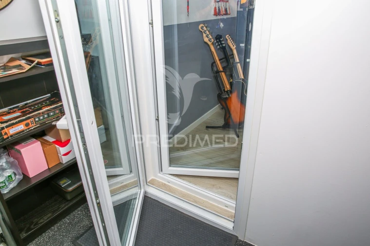 Apartamento T2 para Venda em Santo António dos Cavaleiros e Frielas Foto 30