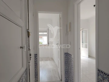 Apartamento T2 para Venda em Agualva e Mira-Sintra