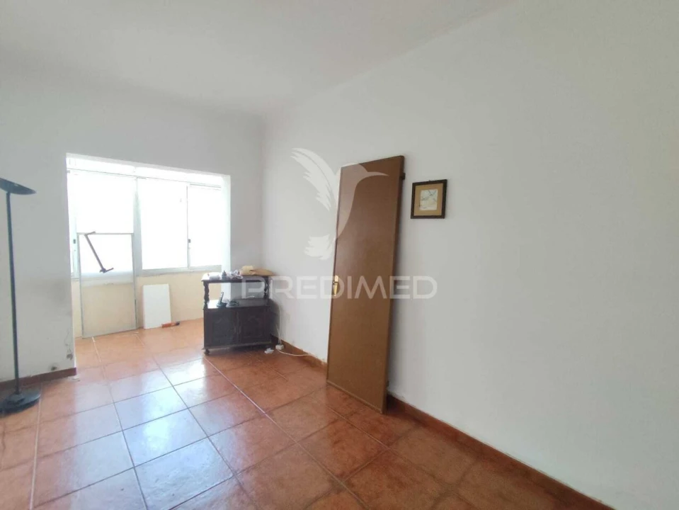 Apartamento T2 para Venda em Laranjeiro e Feijó Foto 16
