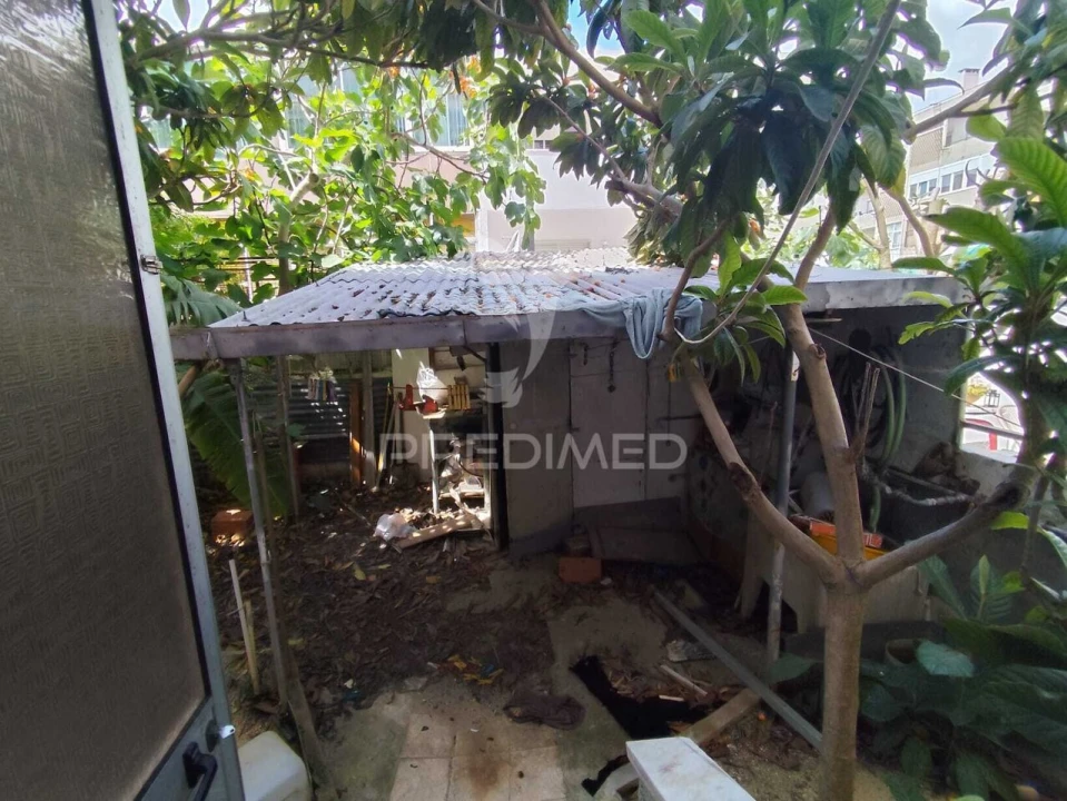 Apartamento T2 para Venda em Laranjeiro e Feijó Foto 35