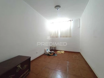 Apartamento T2 para Venda em Laranjeiro e Feijó
