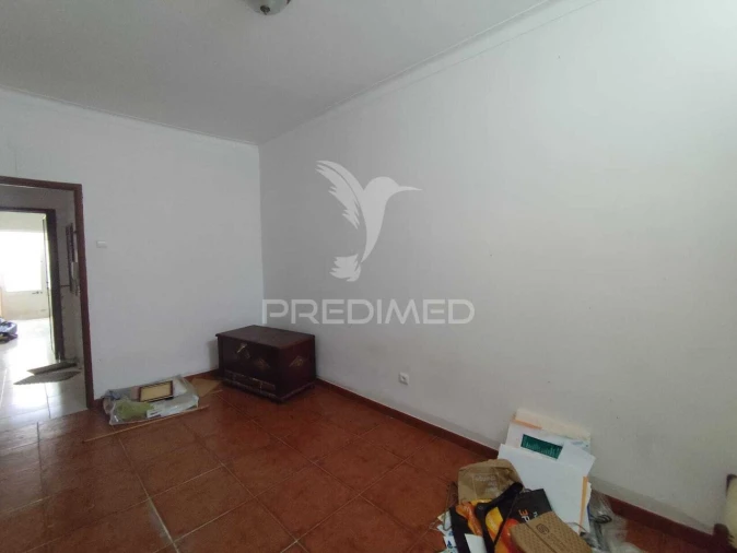 Apartamento T2 para Venda em Laranjeiro e Feijó Foto 23