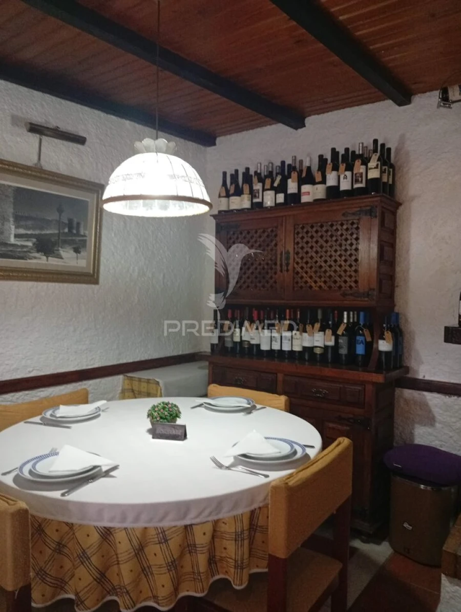 Loja para Trespasse em Nossa Senhora da Conceição e São Bartolomeu Foto 9