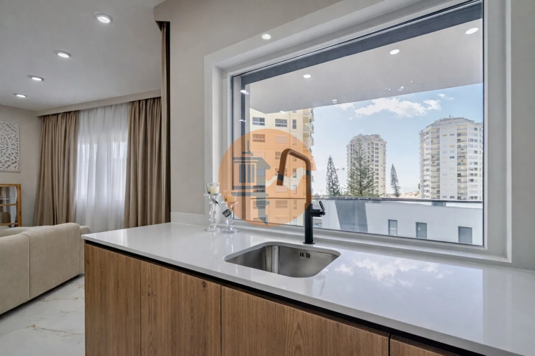 Apartamento T2 para Venda em Armação de Pera Foto 19