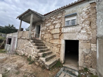 Quinta T0 para Venda em Gonçalo