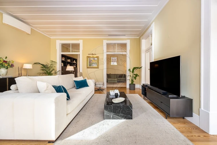 Apartamento T2 para Venda em Santa Maria Maior Foto 18