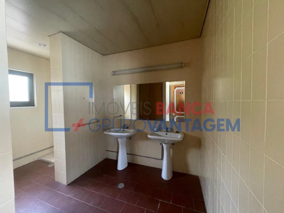 Prédio para Venda em Aguiar da Beira e Coruche Foto 6