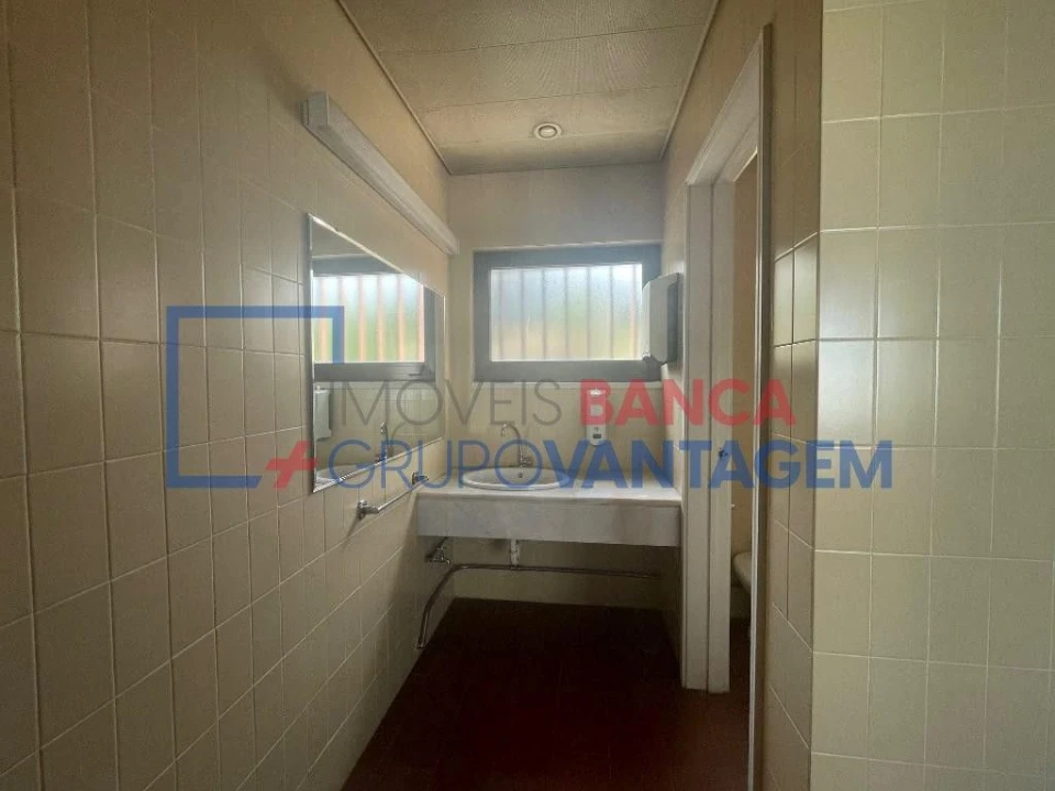 Prédio para Venda em Aguiar da Beira e Coruche Foto 7